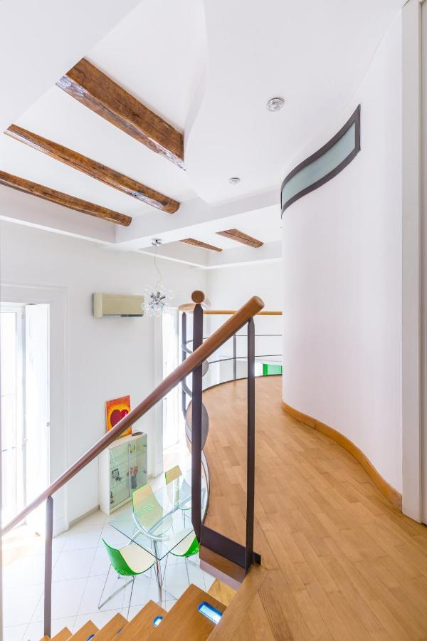 Design & Studio Duplex At National Museum Nápoles Exterior foto